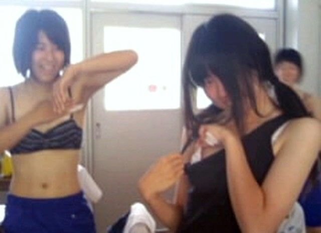 隠れ見vol.333素人ギャル下着モデル着替え＆和式便所盗撮